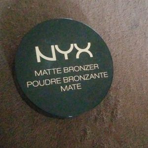 NYX BRONZER